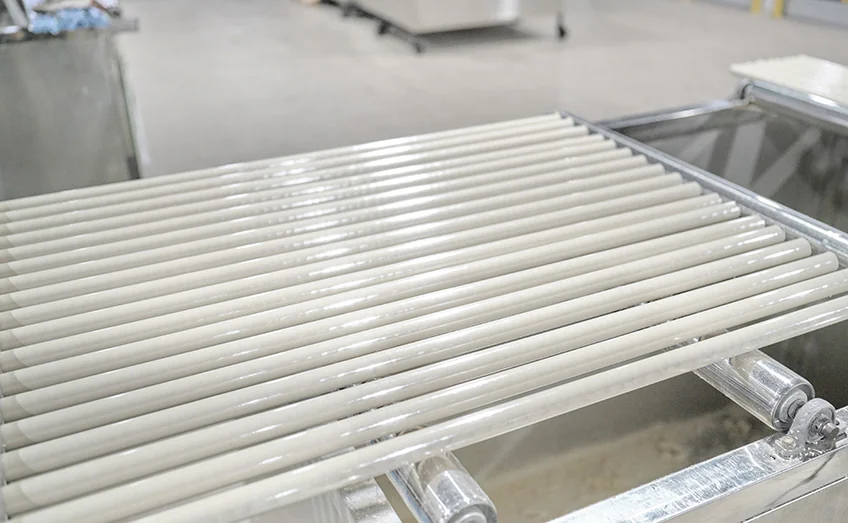 Engineering plastic rod extrusion workshop